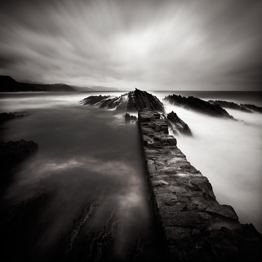 falling-lines